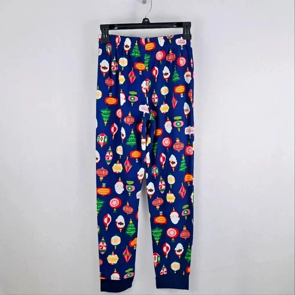 Christmas Pajamas Kid's M (10-12) Multicultural Santa Claus' - Picture 4 of 6